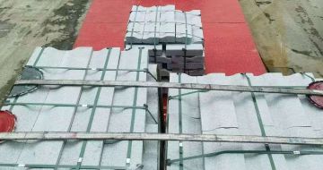 包头 芝麻白仿形加直形路沿石出货日常