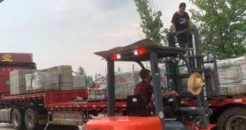 包头 黄金麻冰裂纹，地铺石装车