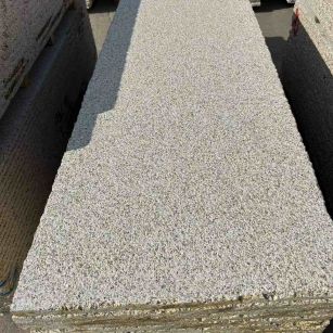 包头 黄金麻花岗岩荔枝面毛板，半成品