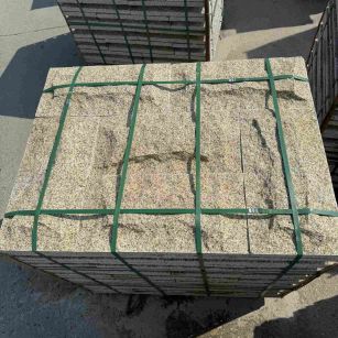 包头 黄金麻花岗岩石材自然面蘑菇石成品