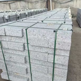 包头 白麻花岗岩路沿石，弧形路沿石，道牙石，马路牙子，界石，路缘石，平沿石，直岩石，平缘石等