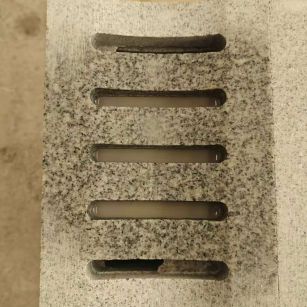 包头 芝麻白拉丝面花岗岩U型开槽排水槽