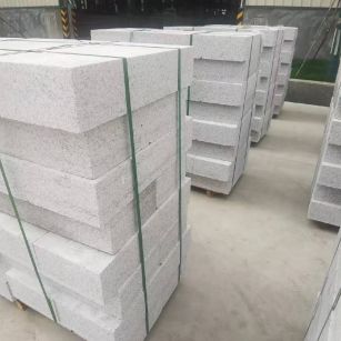 包头 白麻花岗岩路沿石，立缘石，平缘石，路牙石，道牙石，马路牙子等