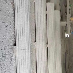 包头 花岗岩厂家带你看白麻花岗岩门楼大柱柱皮