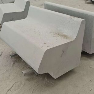 包头 芝麻白花岗岩异形坐凳，石凳