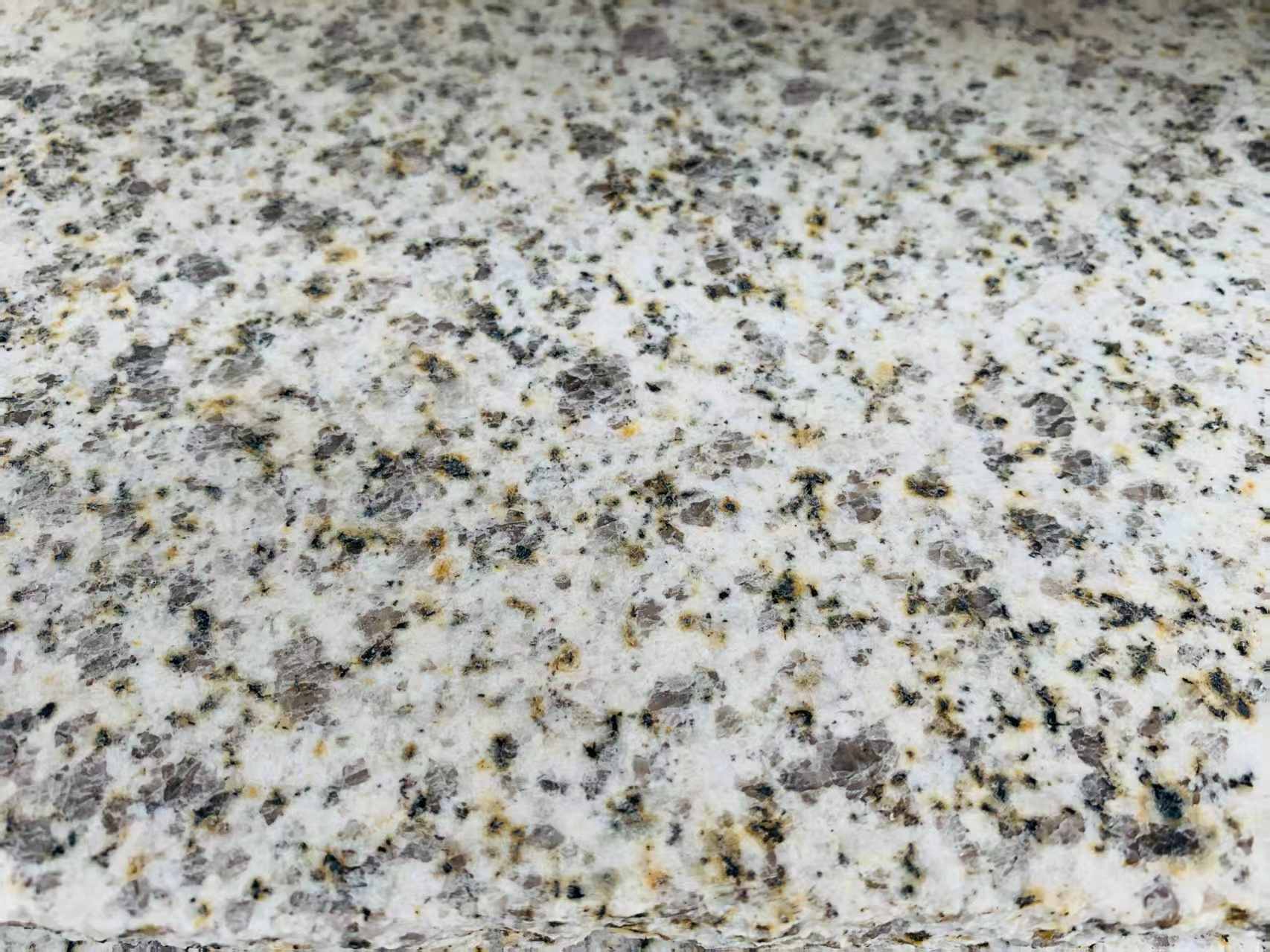 包头 黄金麻花岗岩石材浅黄光面