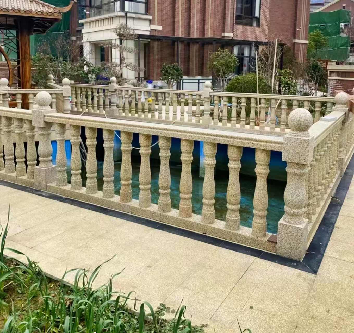 包头黄金麻花岗岩石材栏杆，扶手，将军柱，花瓶柱