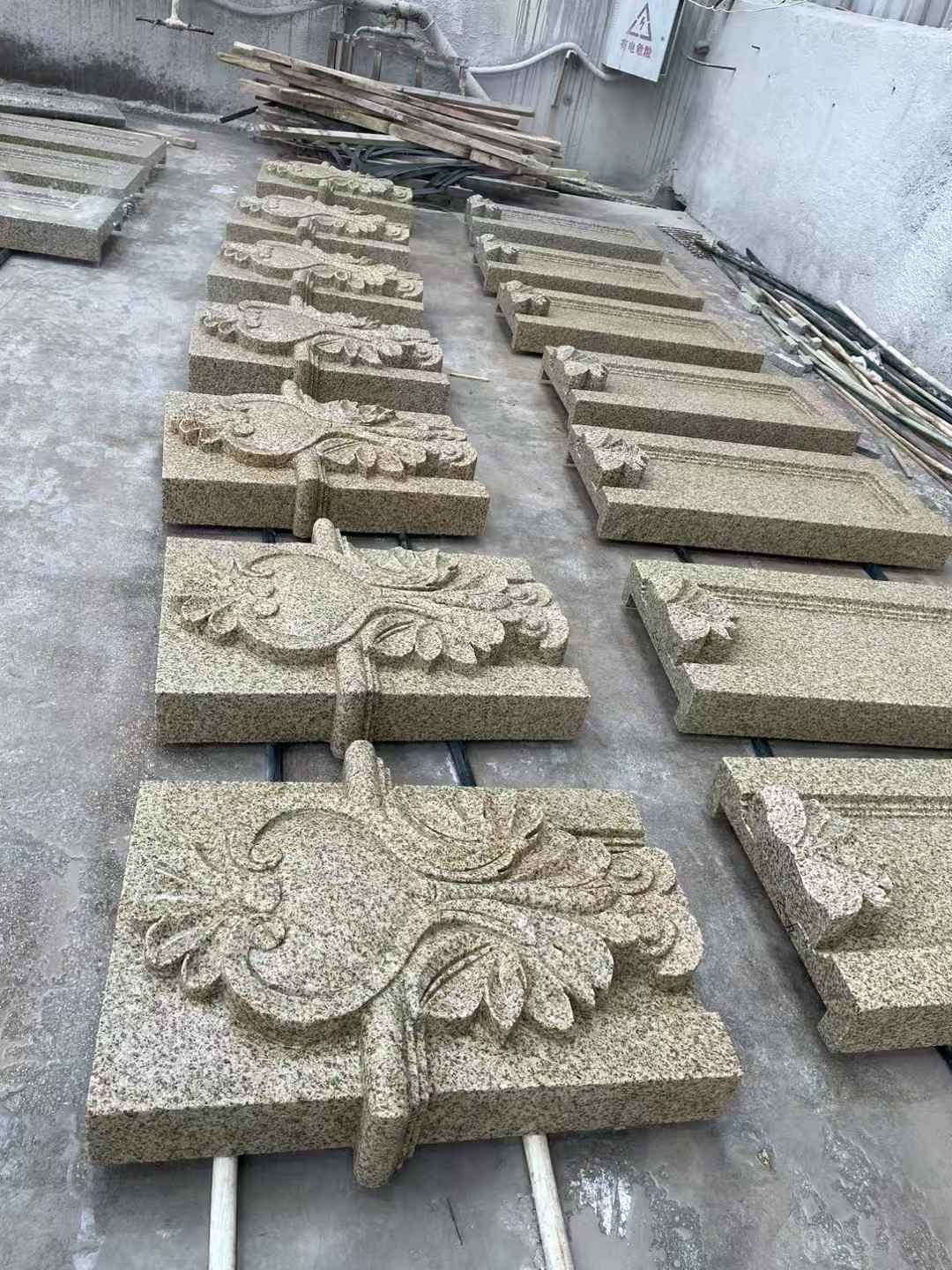 包头 黄金麻花岗岩别墅外墙雕刻板