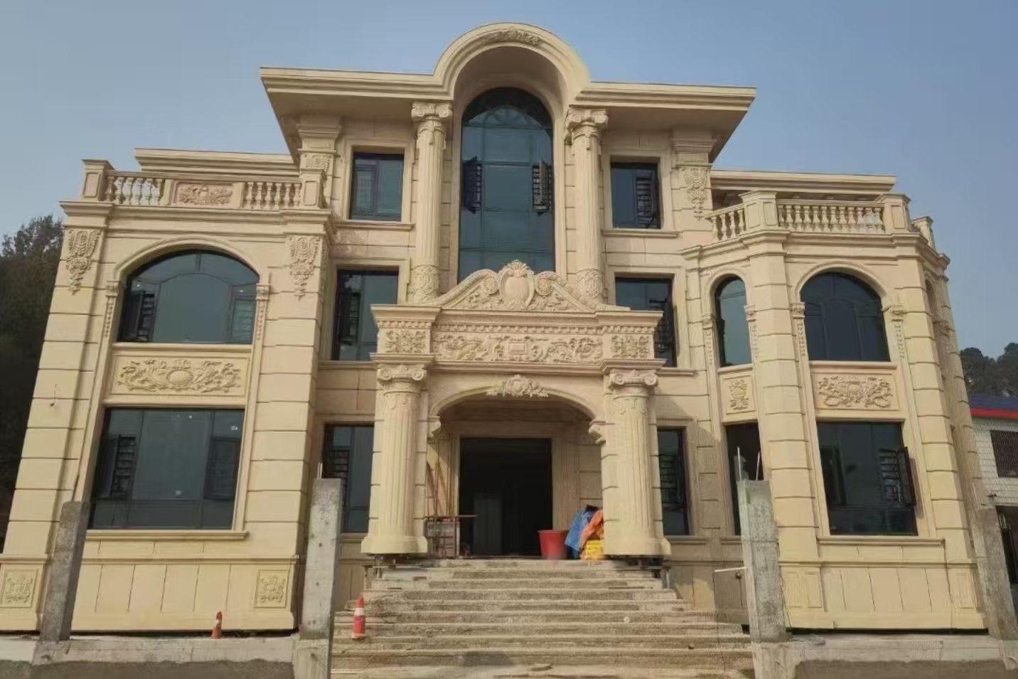 包头 黄金麻花岗岩别墅外墙干挂