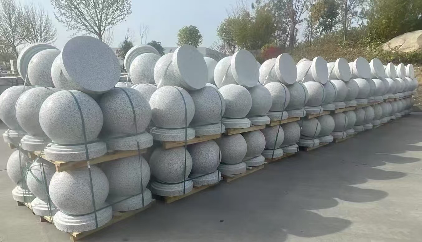 包头 白麻花岗岩石材圆球，石球，挡车球，隔离球，景观石球，风水球等