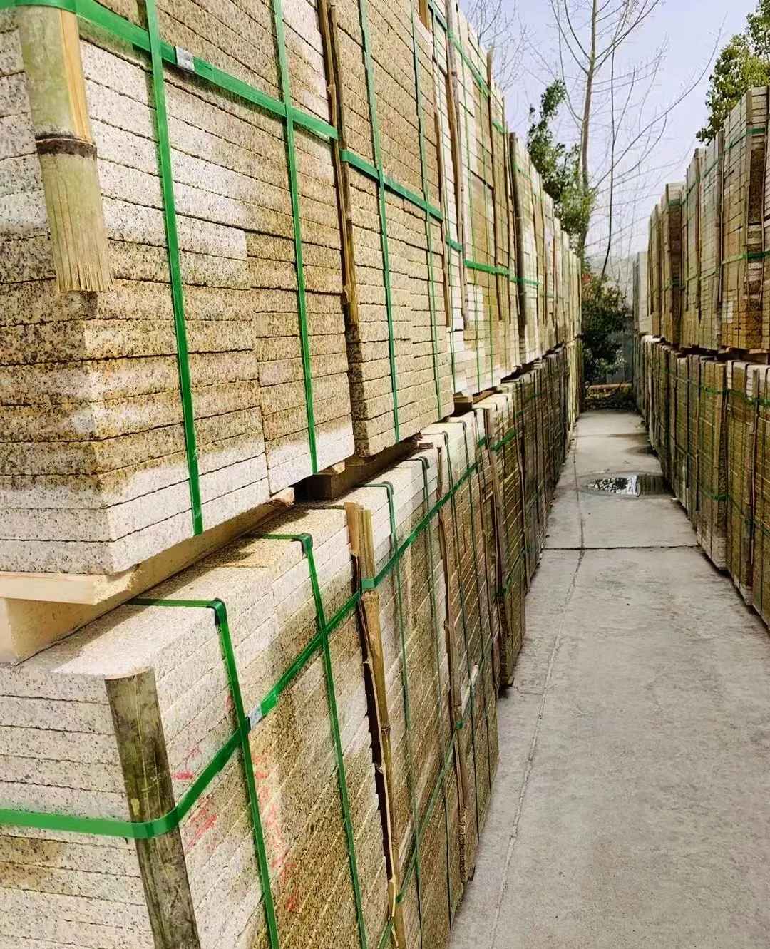 包头 黄金麻花岗岩荔枝面地铺石